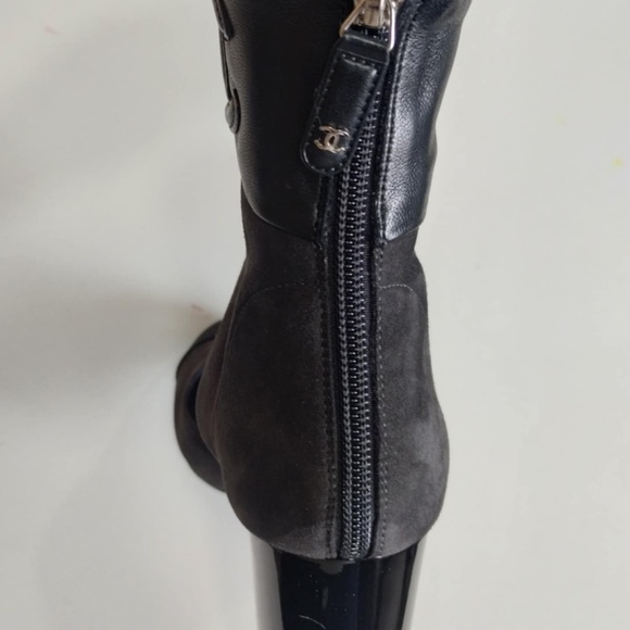 CHANEL Lambskin CC Cut-Out Boots - Picture 5 of 6